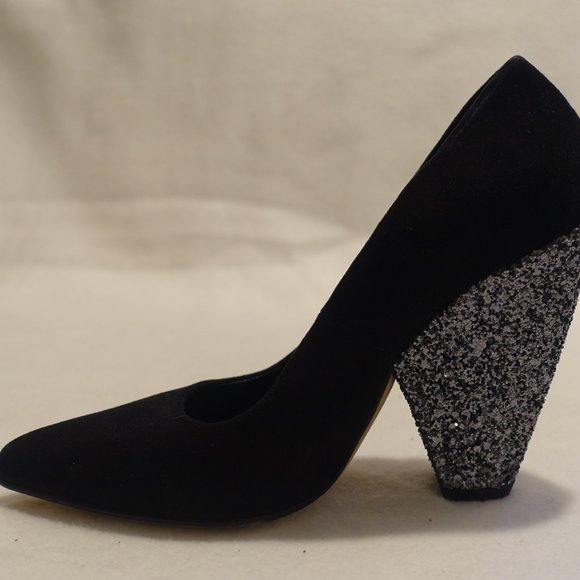 NEW! Ramon Tenza Black Sparkly Wedges - Picture 6 of 6